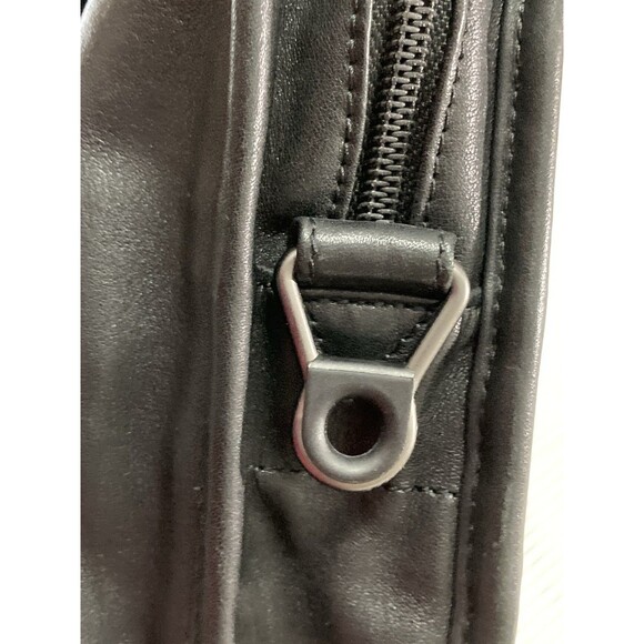 TUMI Black Leather Briefcase Bag 15" Business Travel Work Office Minimalist - Picture 8 of 16